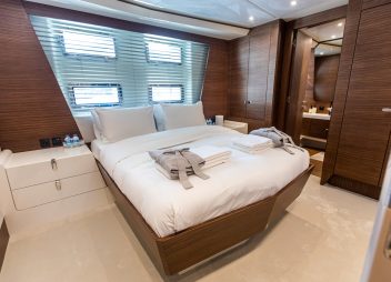 motor charter guest cabin