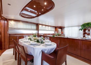 motor yacht charter fine Zen dining