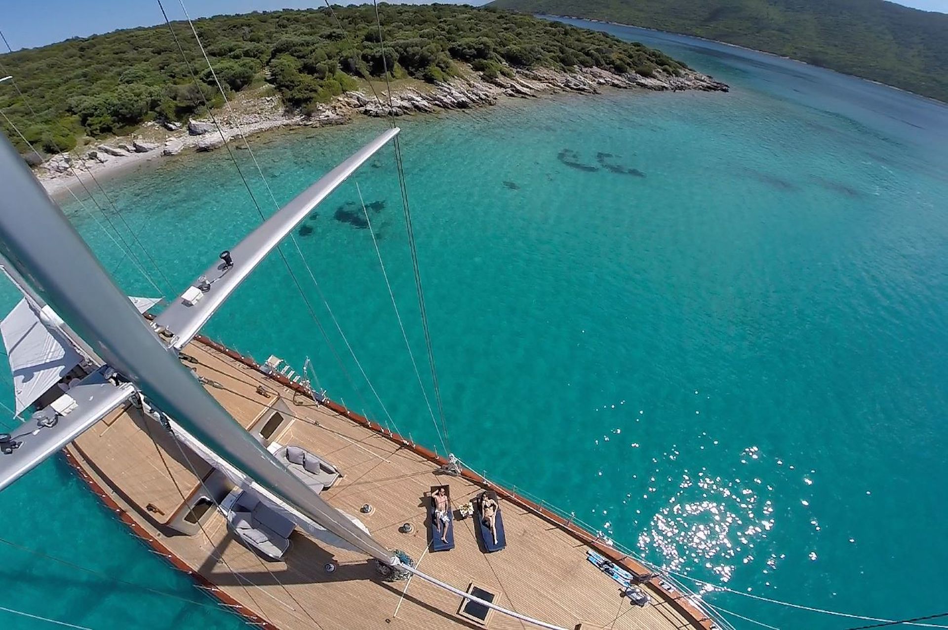 yacht charter Le Pietre aerial