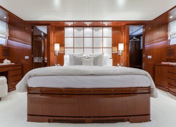 yacht charter Zen Master cabin