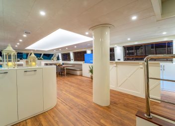 Yacht charter Queen of Makri gulet interior