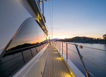 yacht charter Son of Wind deck