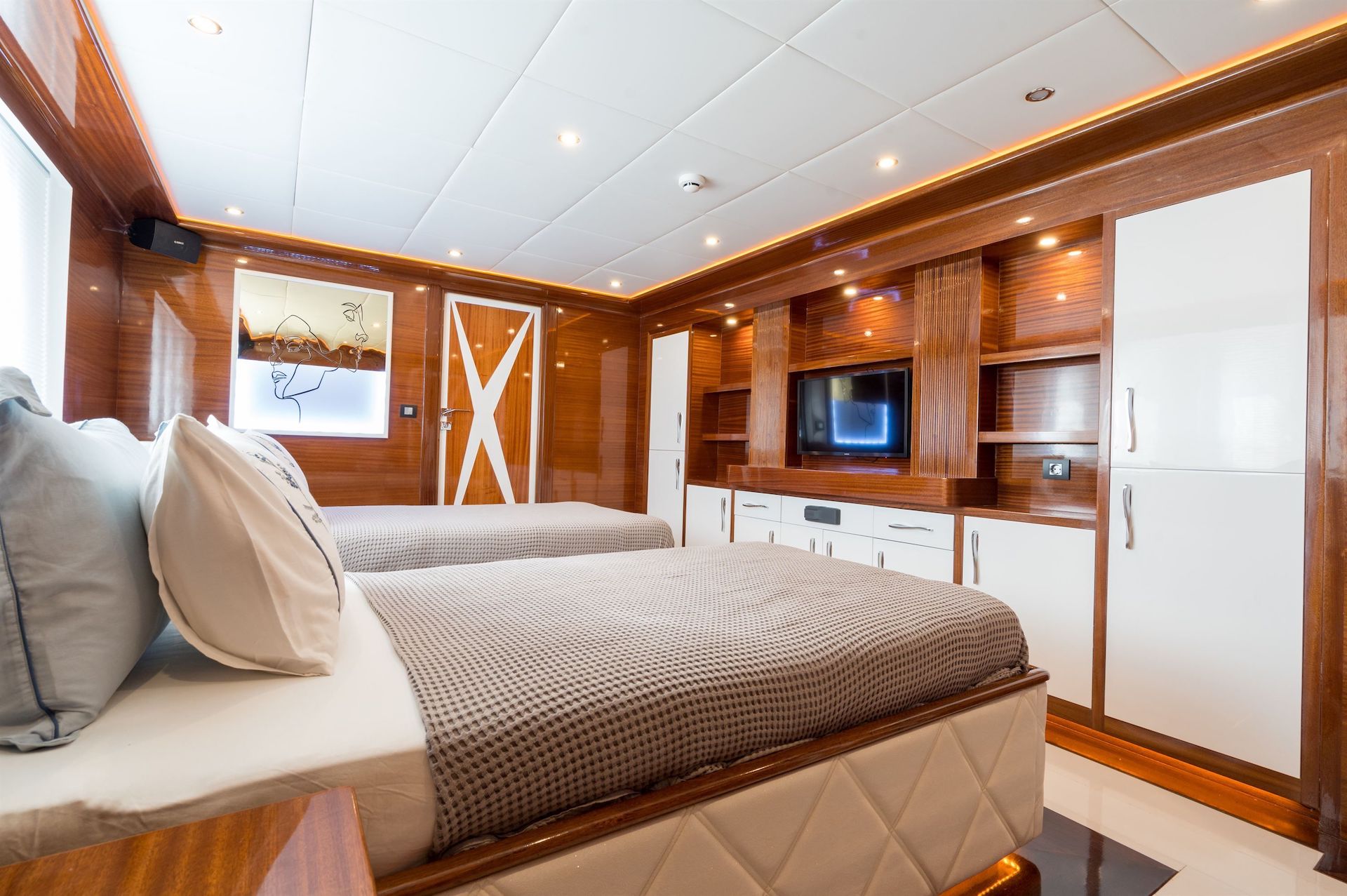 yacht charter Son of Wind gulet twin cabin