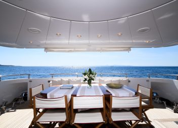 yacht charter Zen deck dining