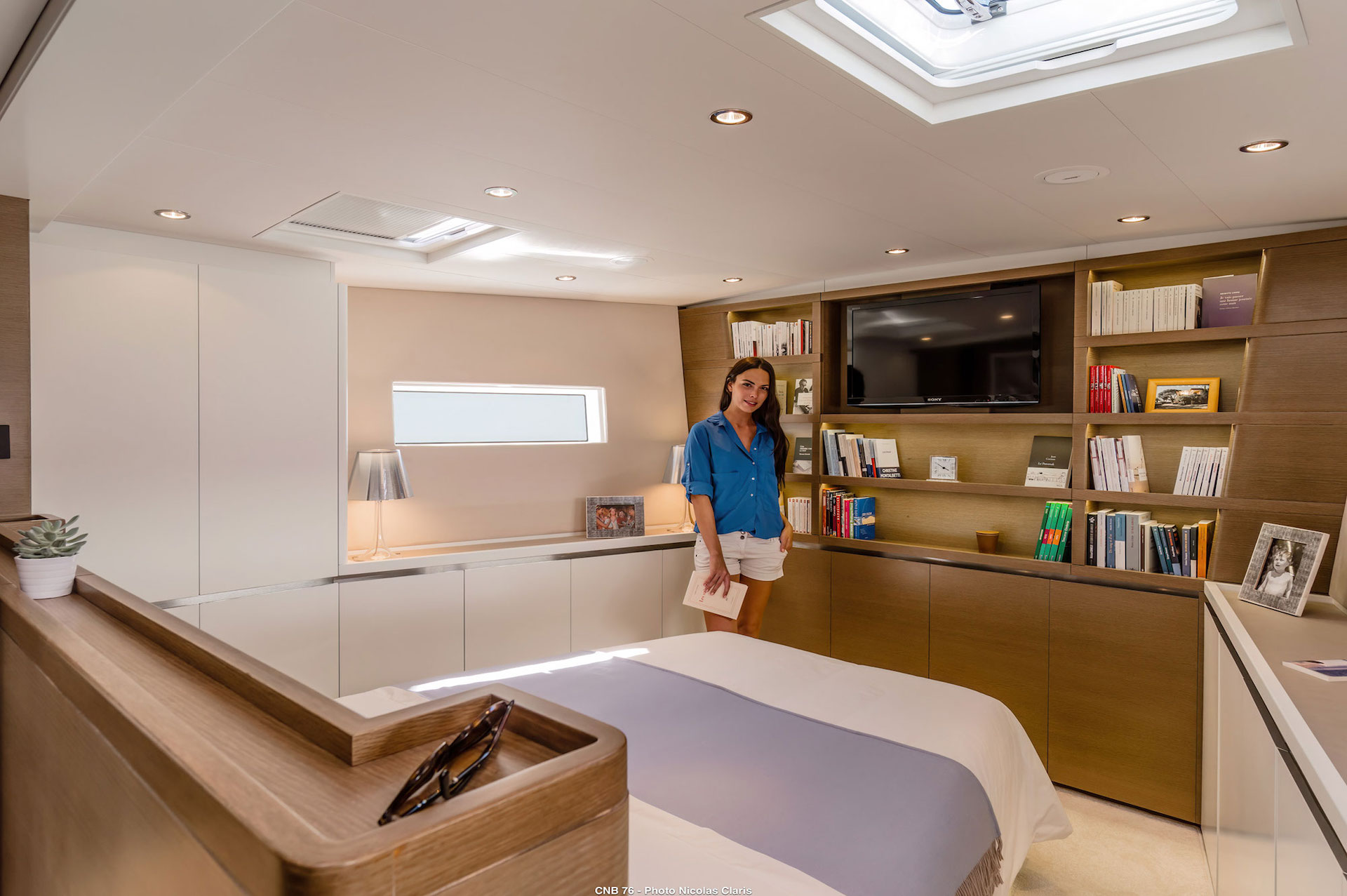yacht charter Aenea guest cabin