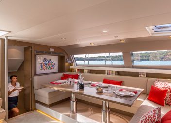 yacht charter Aenea saloon