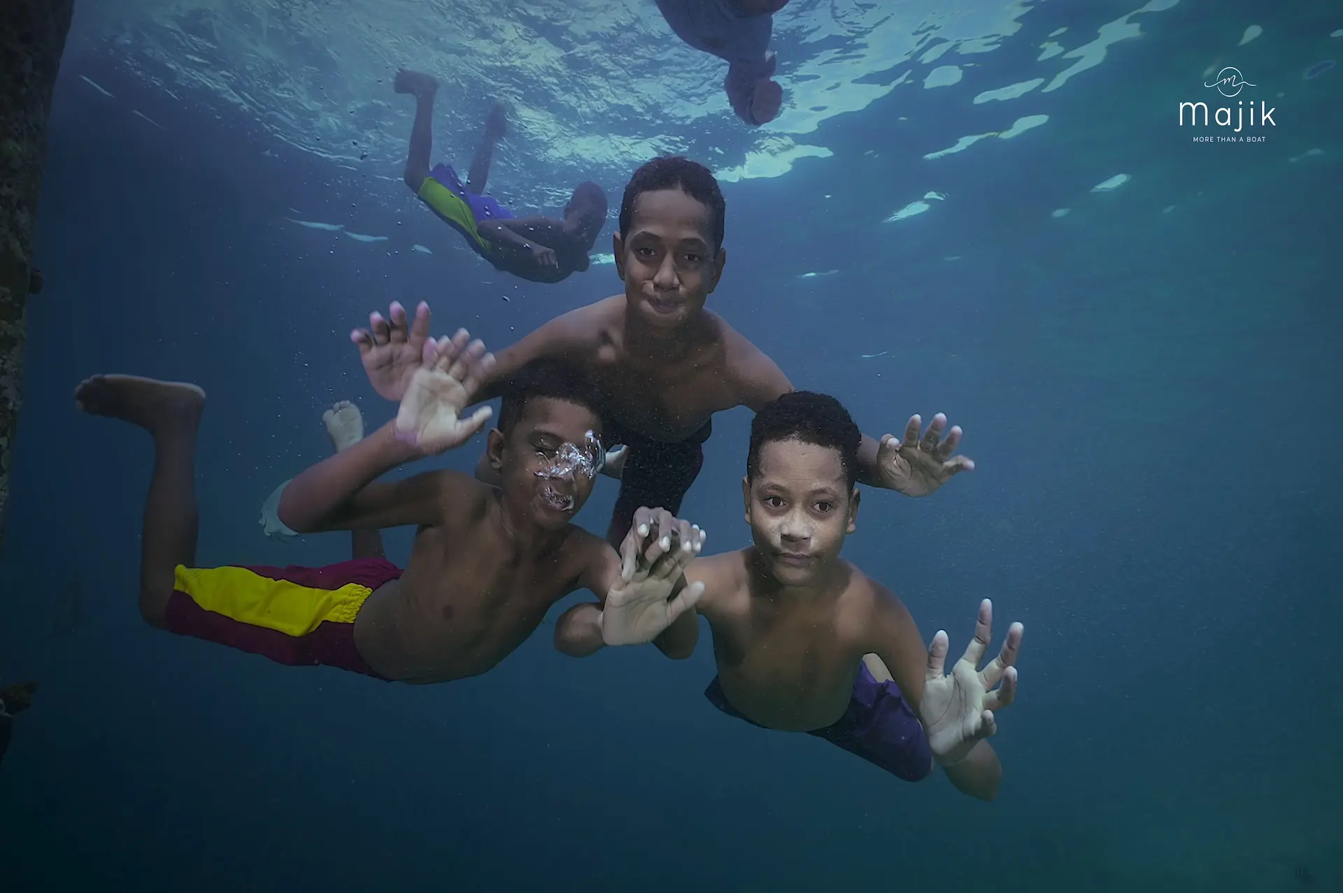 crewed yacht charter Majik locals