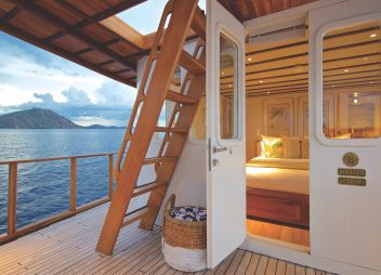 crewed yacht charter master cabin Rascal