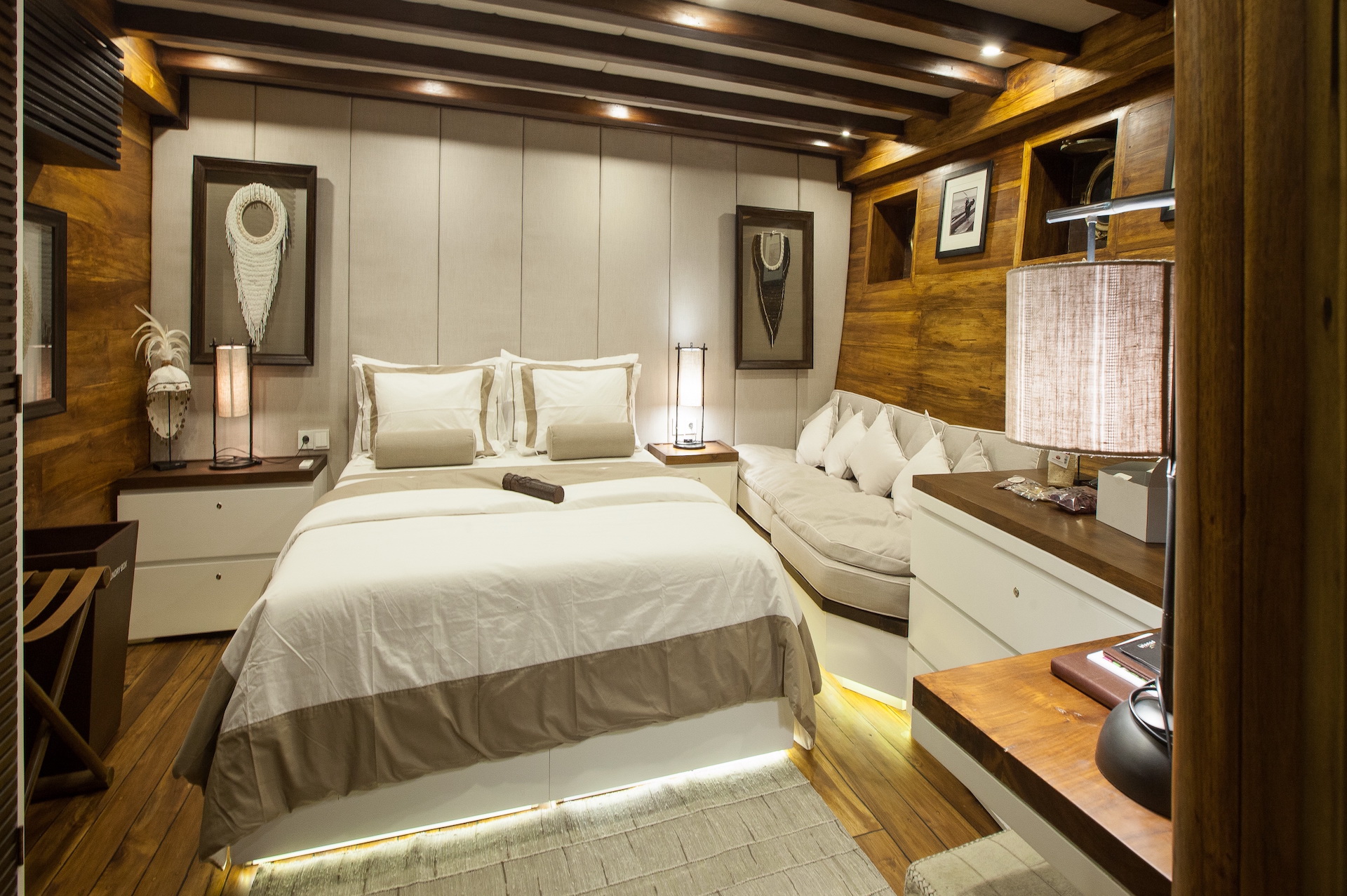 Indonesia yacht charter double cabin Prana