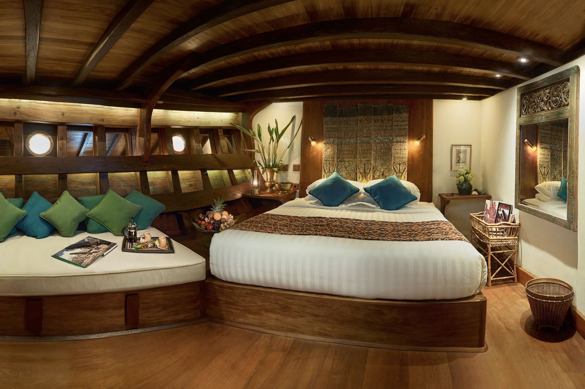 luxury yacht-charter Si Datu Bua guest cabin