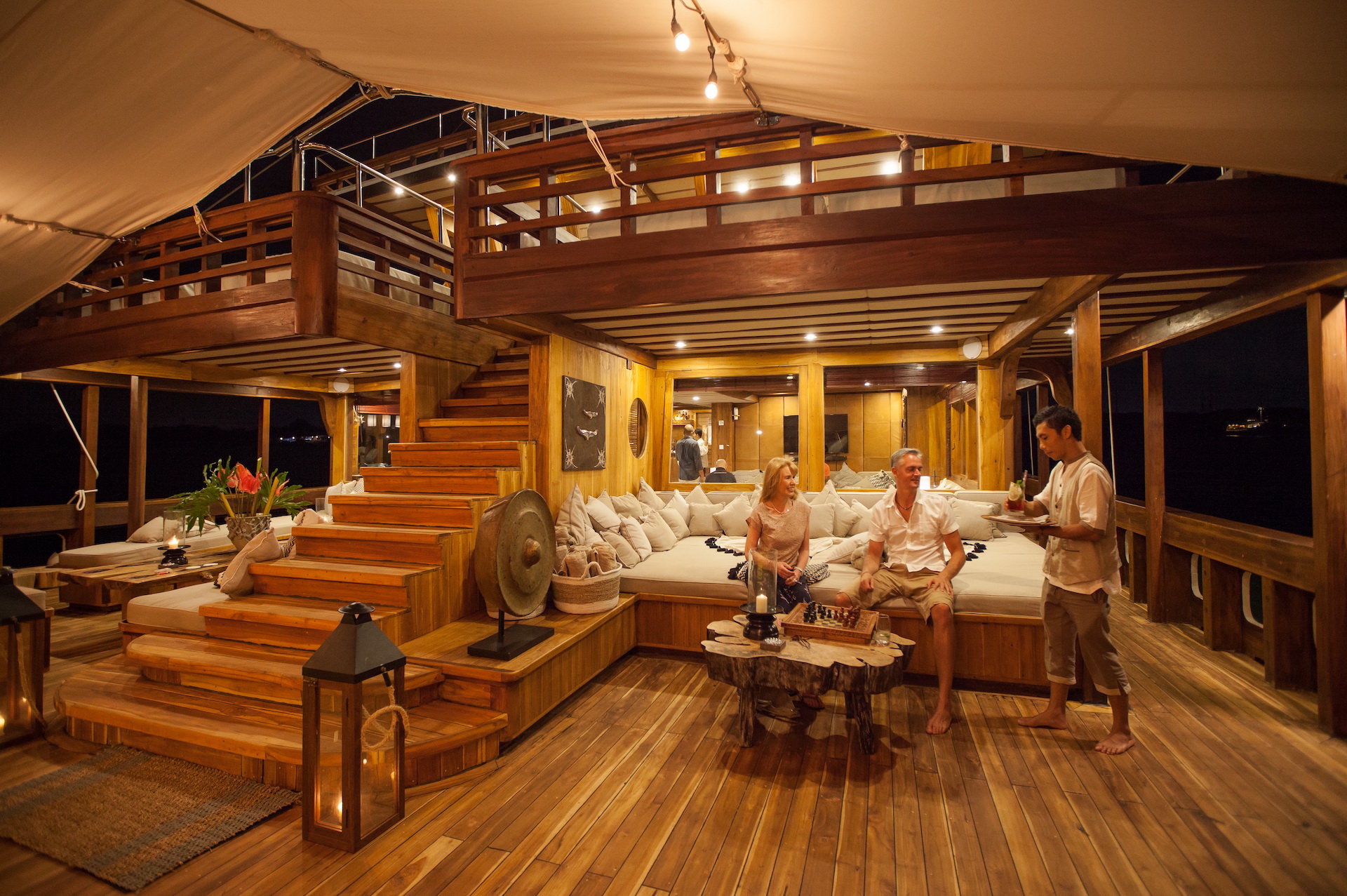 Prana yacht charter Indonesia