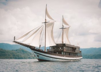 Samsara Samudera yacht charter Indonesia