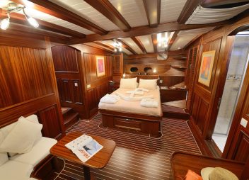 Turkey yacht charter Zephyria II guest cabin