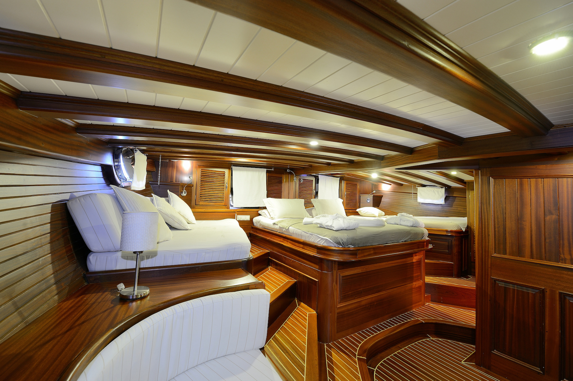 yacht charter Zephyria II master cabin Turkey