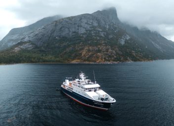 yacht charter Hans Explorer Norway