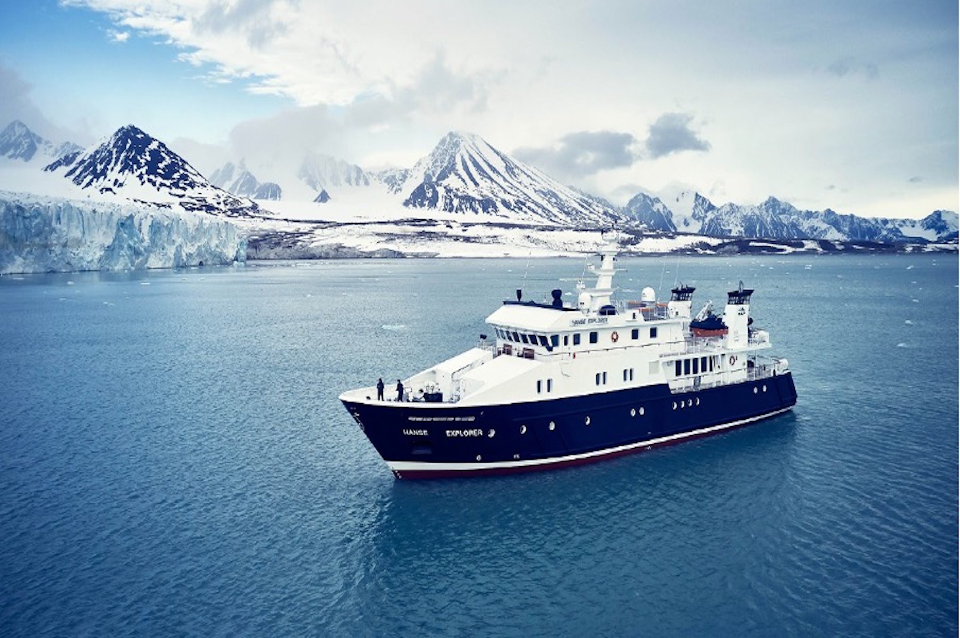 yacht charter Hanse Explorer in Antartica