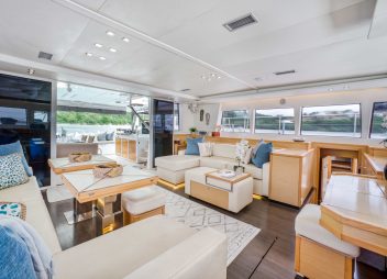 luxury yacht charter Valentina saloon