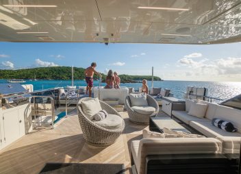 luxury yacht charter Chillaxin flybridge jacuzzi