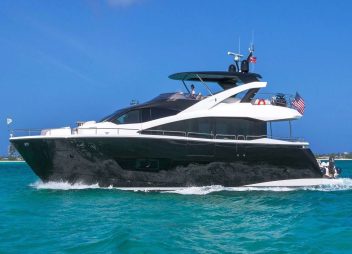 motor yacht charter Synergy