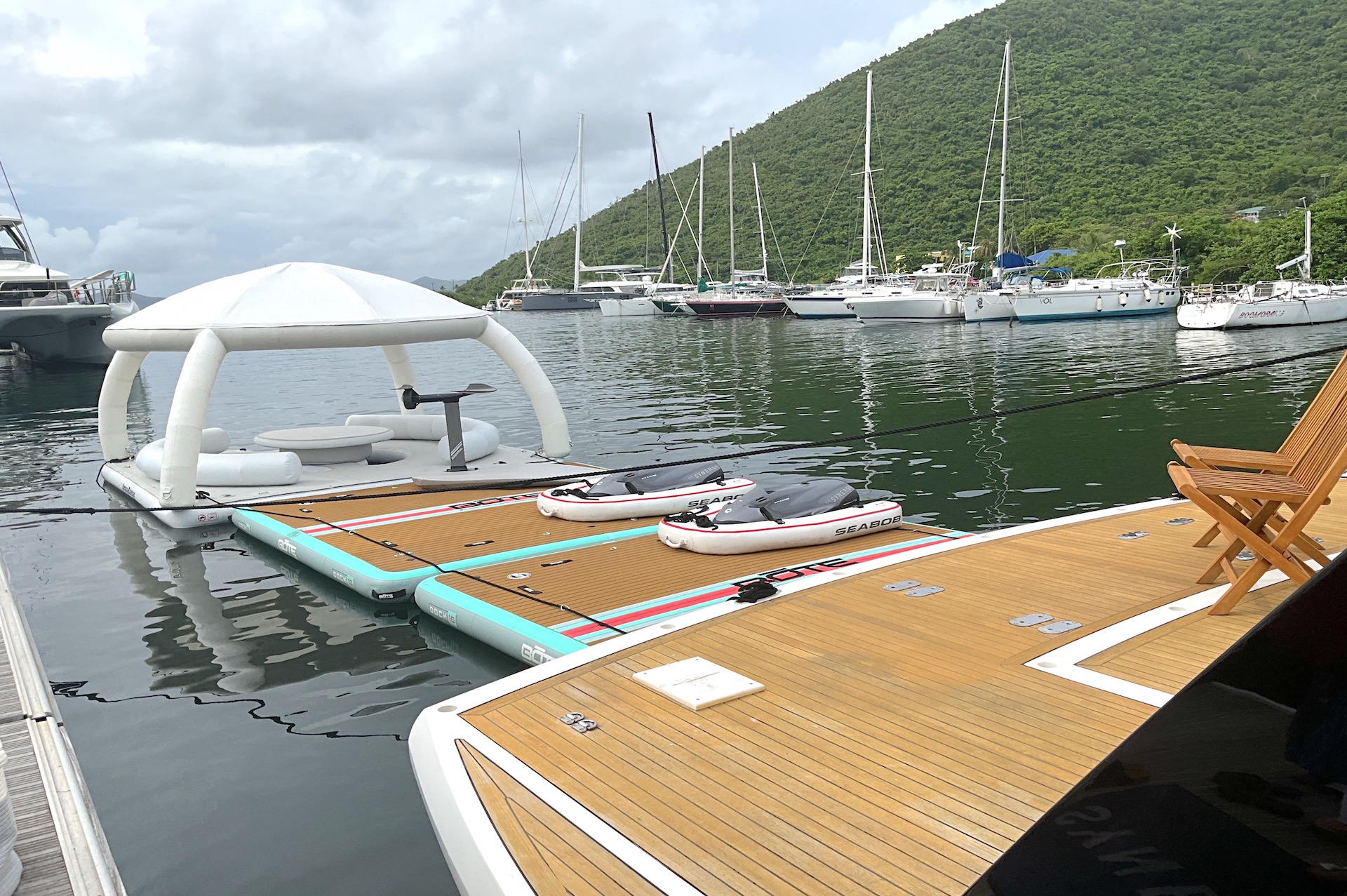 yacht charter Synergy water toys