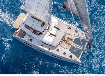 crewed yacht charter Valinor Greece