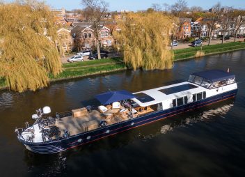 luxury barge wonderland