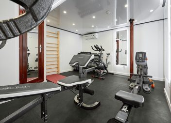 luxury charter gym Lupus Mare