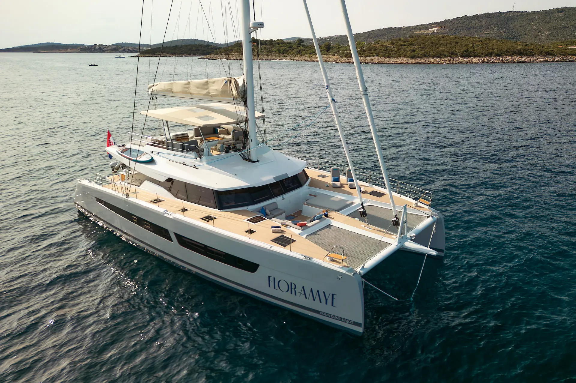 New Catamaran Floramye