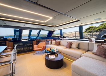 luxury yacht charter amber one anchor