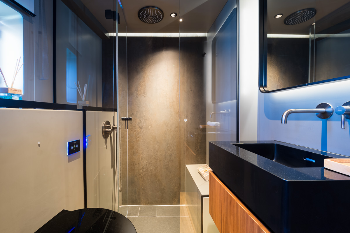 luxury yacht charter amber one bathroom