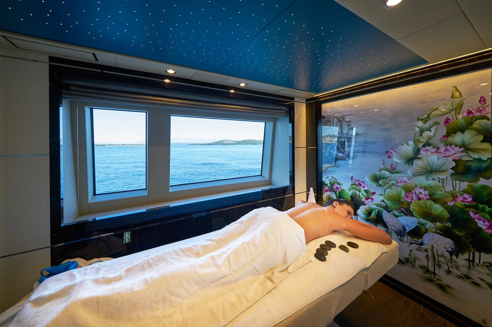 motor yacht happy me massage