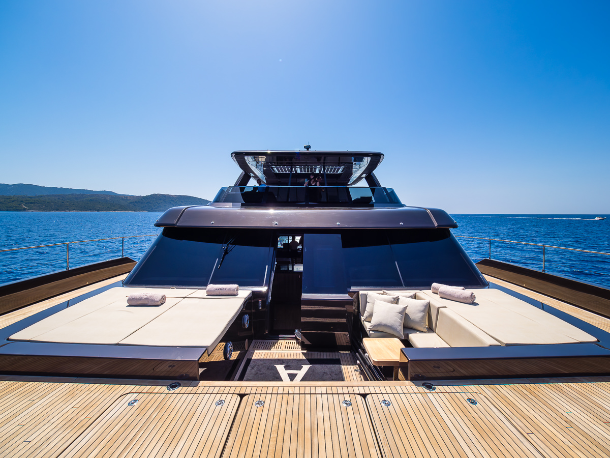 private yacht charter amber one foredeck