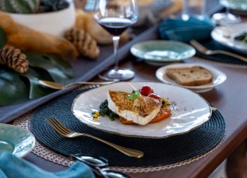 yacht charter freedom cuisine