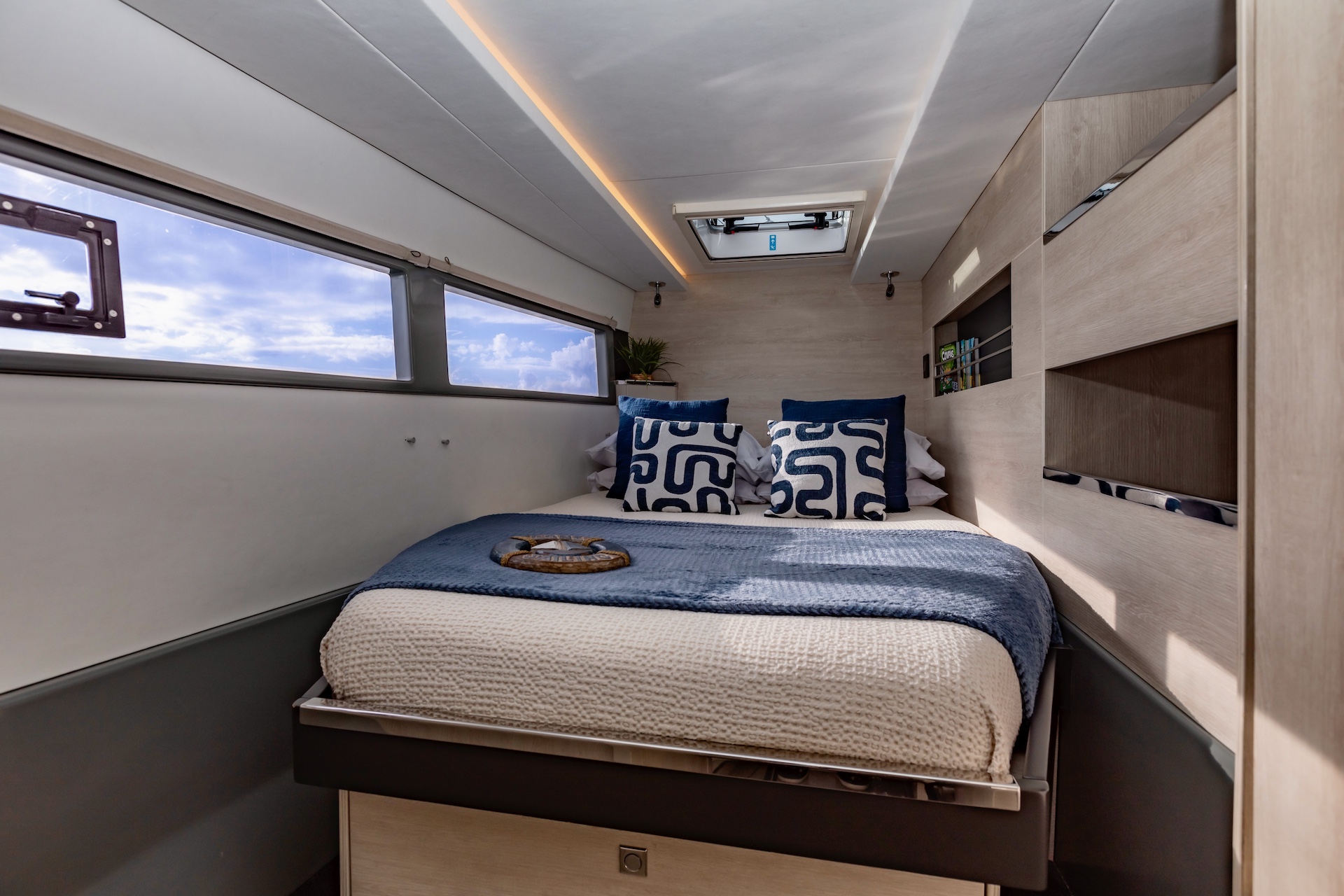 guest bedroom sisters