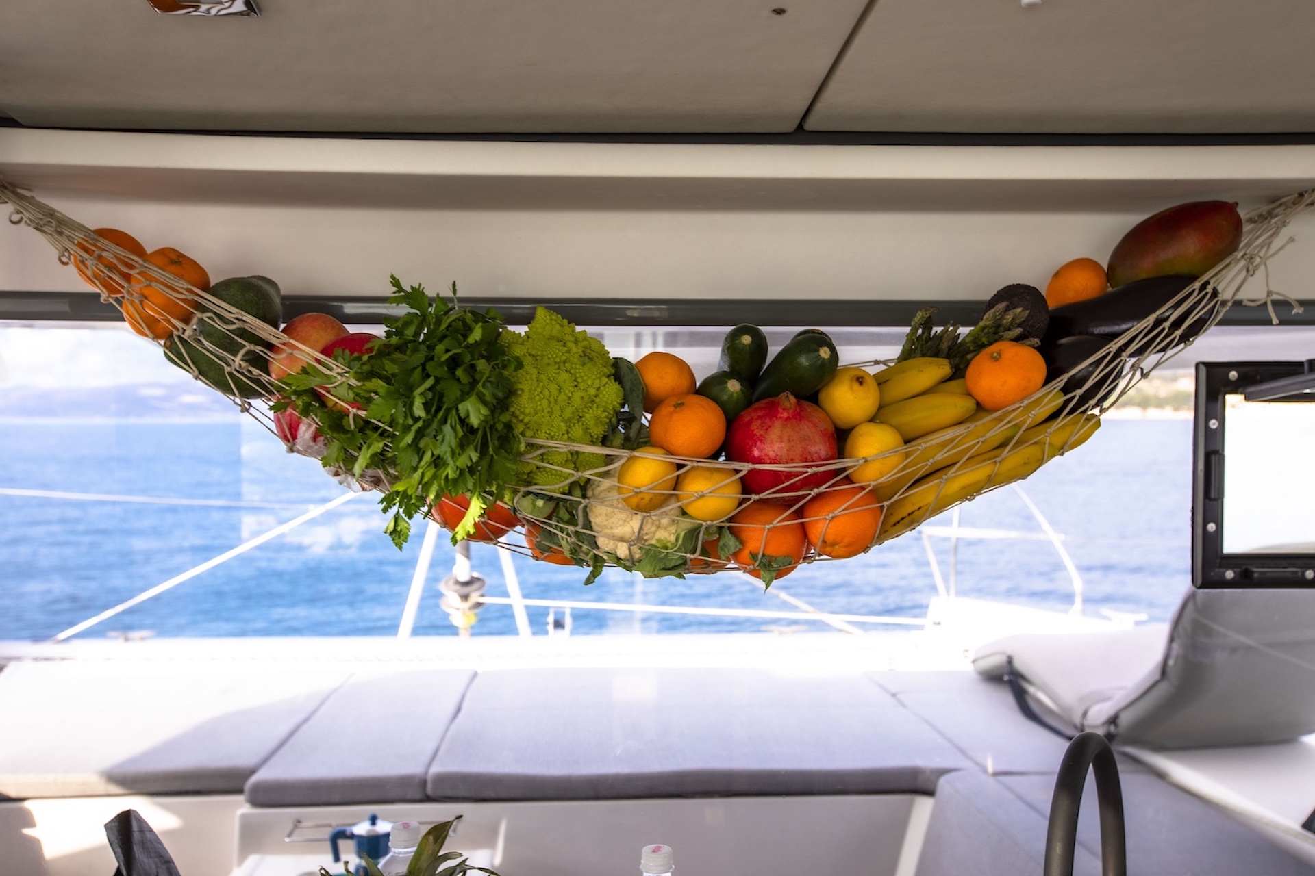 interior sisters - salon