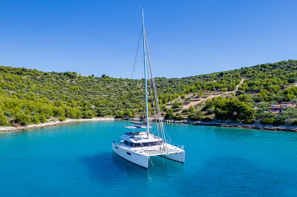 Yacht charter types - Catamaran