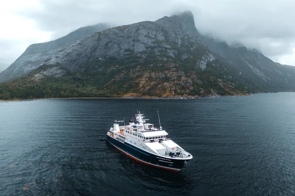 Finalising your charter expedition yacht Norway Hanse Explorer