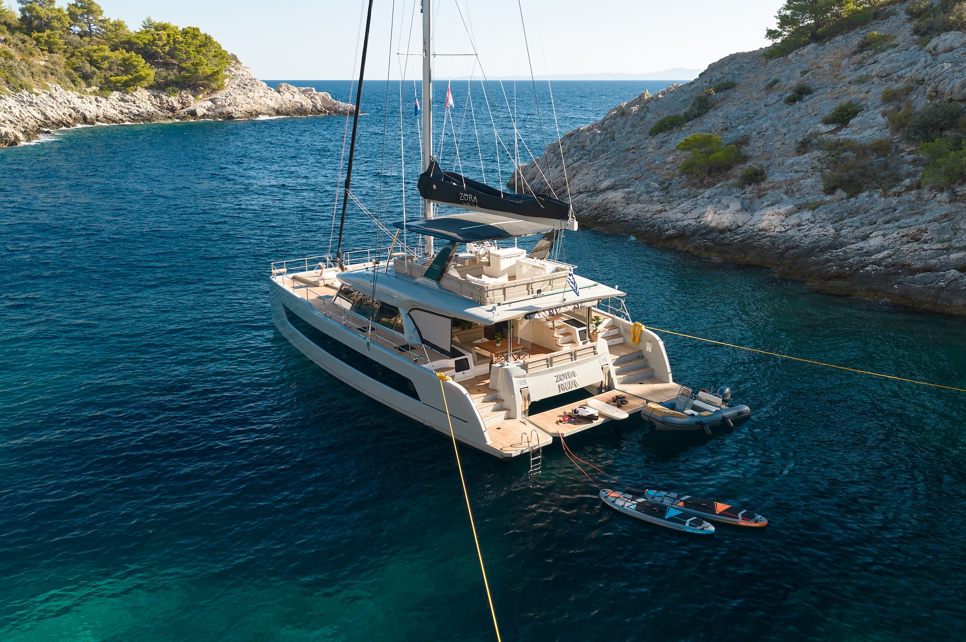 exterior-zora-nua-anchorage