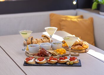 LC salon food copy